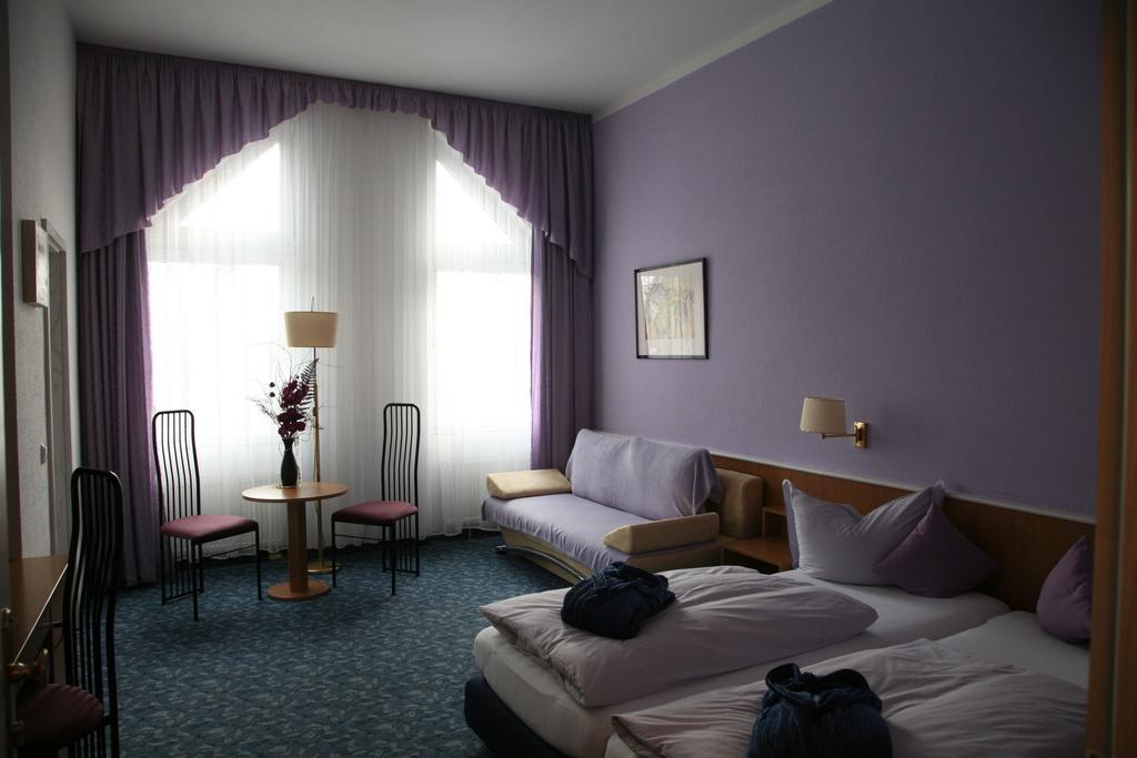 Hotel Am St. Georg Leipzig Rum bild